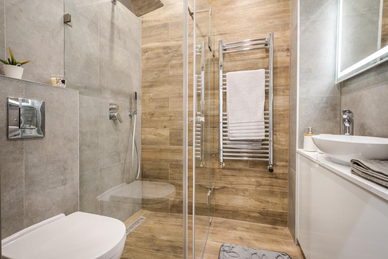 Chic Comfort Suite For 6 By Oktogon บูดาเปสต์ ภายนอก รูปภาพ