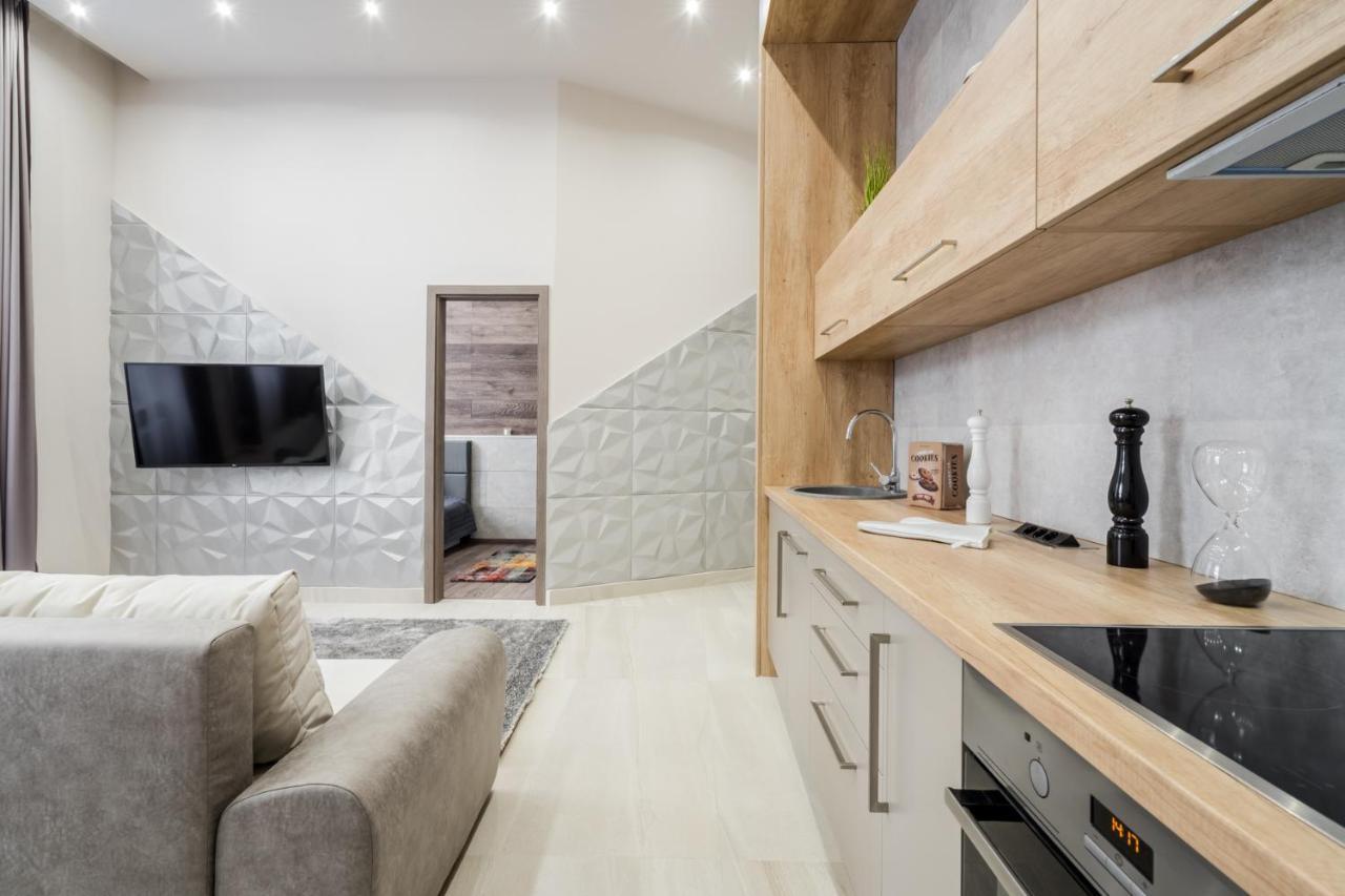 Chic Comfort Suite For 6 By Oktogon บูดาเปสต์ ภายนอก รูปภาพ