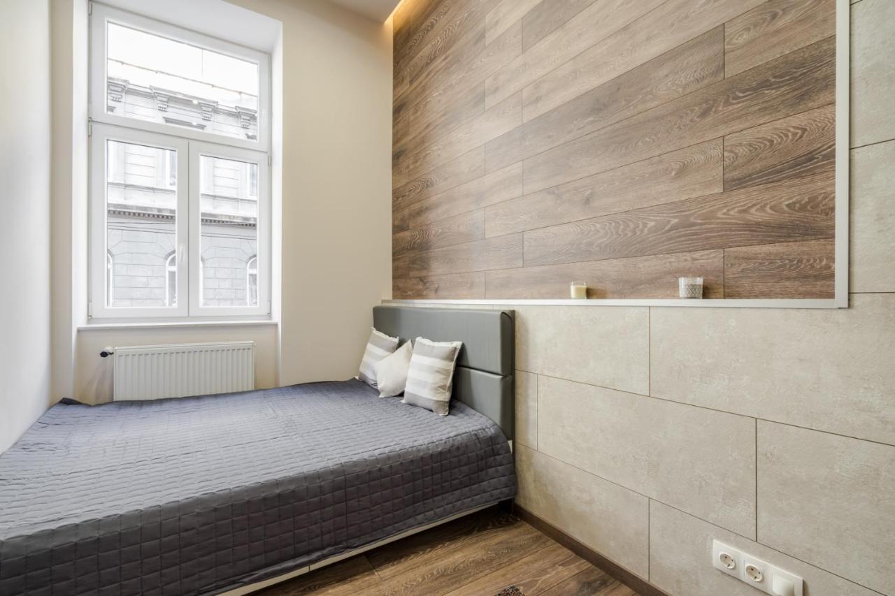 Chic Comfort Suite For 6 By Oktogon บูดาเปสต์ ภายนอก รูปภาพ