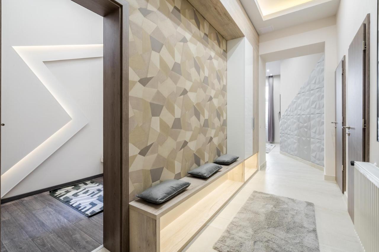 Chic Comfort Suite For 6 By Oktogon บูดาเปสต์ ภายนอก รูปภาพ