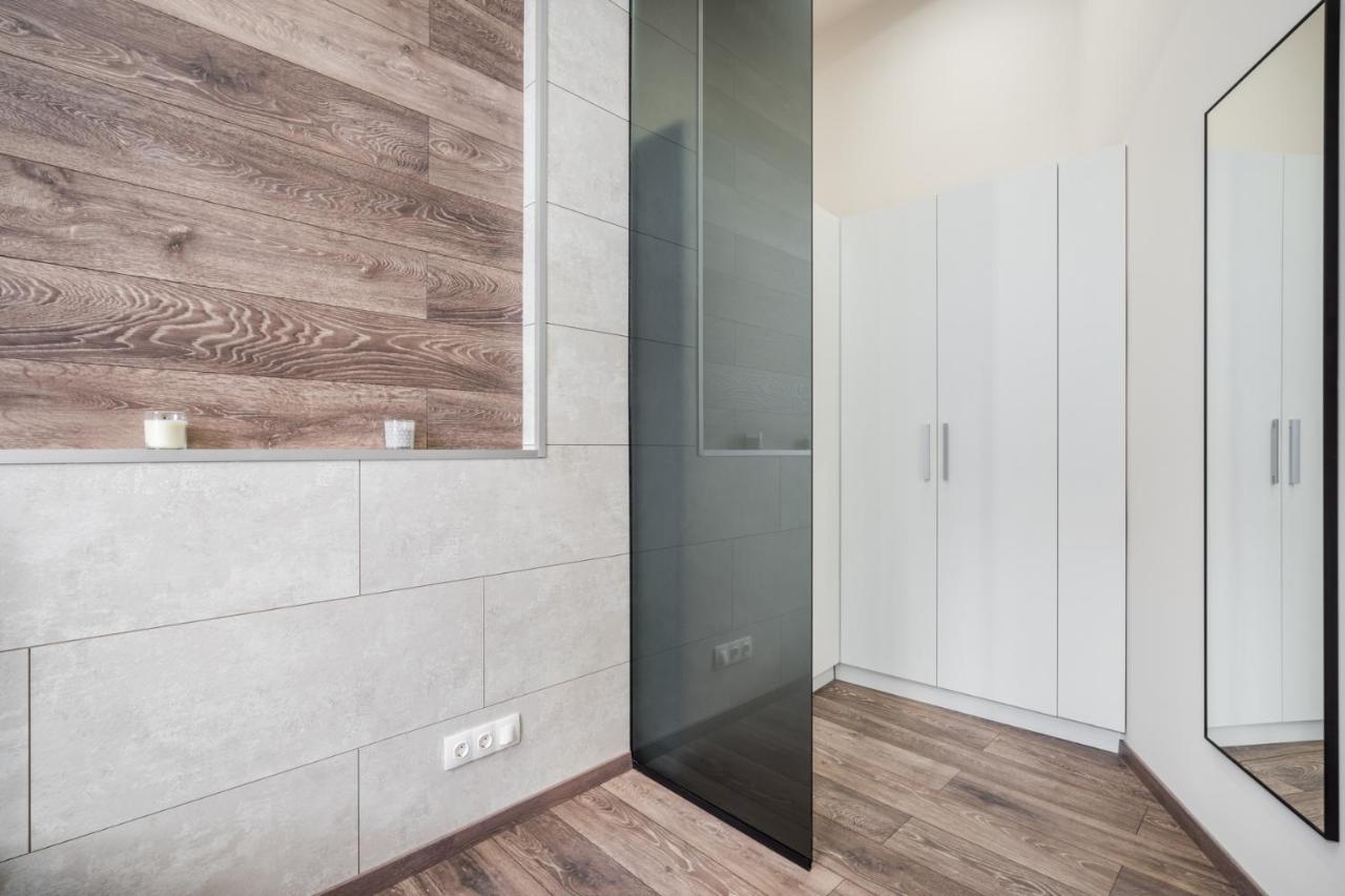 Chic Comfort Suite For 6 By Oktogon บูดาเปสต์ ภายนอก รูปภาพ