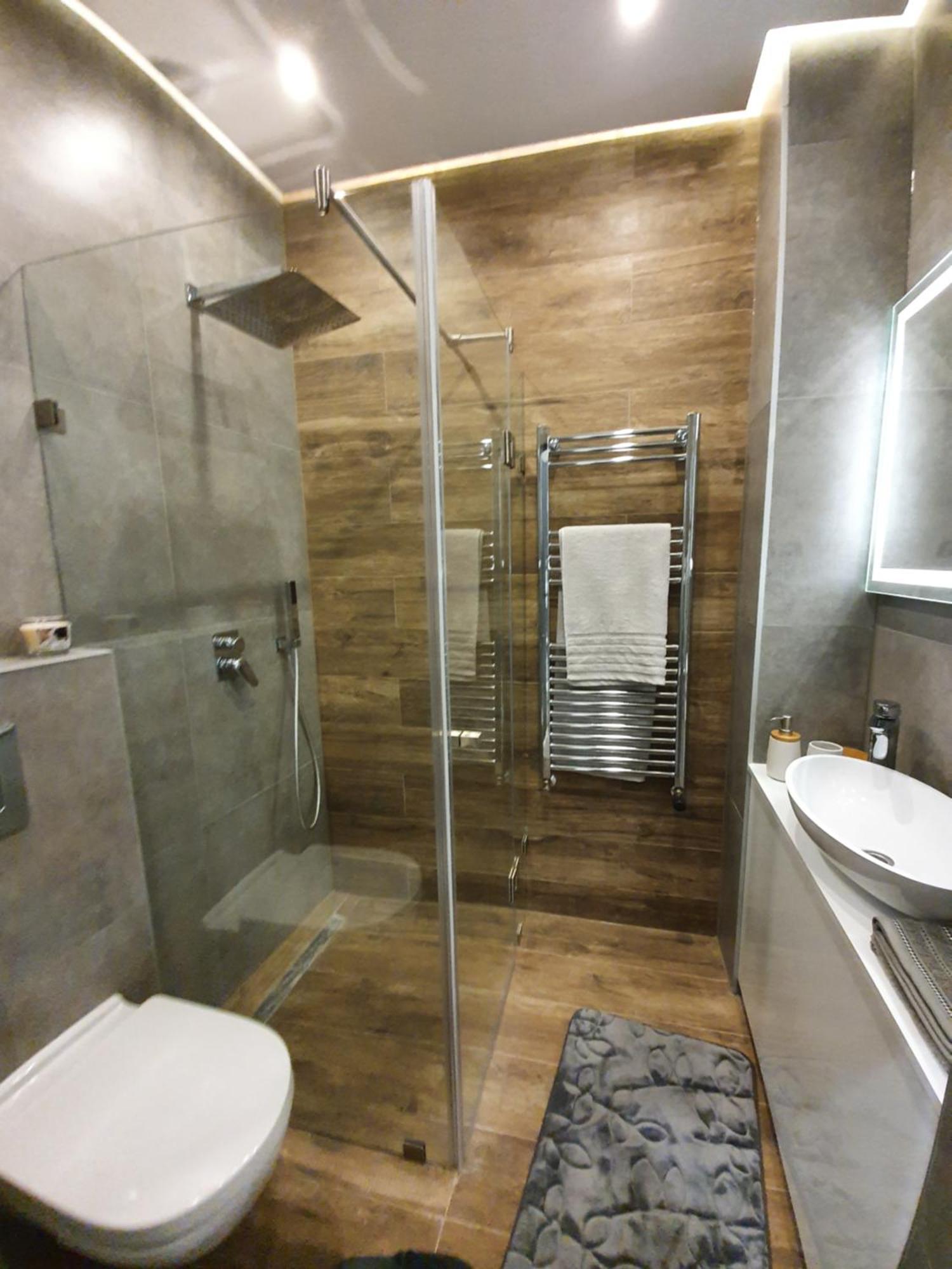 Chic Comfort Suite For 6 By Oktogon บูดาเปสต์ ภายนอก รูปภาพ